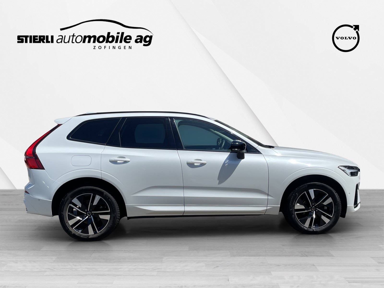VOLVO XC60 2.0 B5 MH Plus Dark AWD, Mild-Hybrid Petrol/Electric, Second hand / Used, Automatic - 4