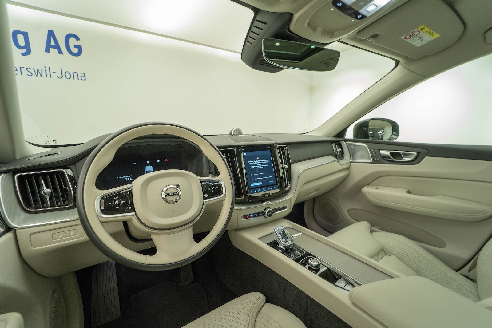 VOLVO XC60 2.0 T8 TE XCLUSIVE Ultra Dark eAWD, Hybride Rechargeable Essence/Électricité, Occasion / Utilisé, Automatique - 7