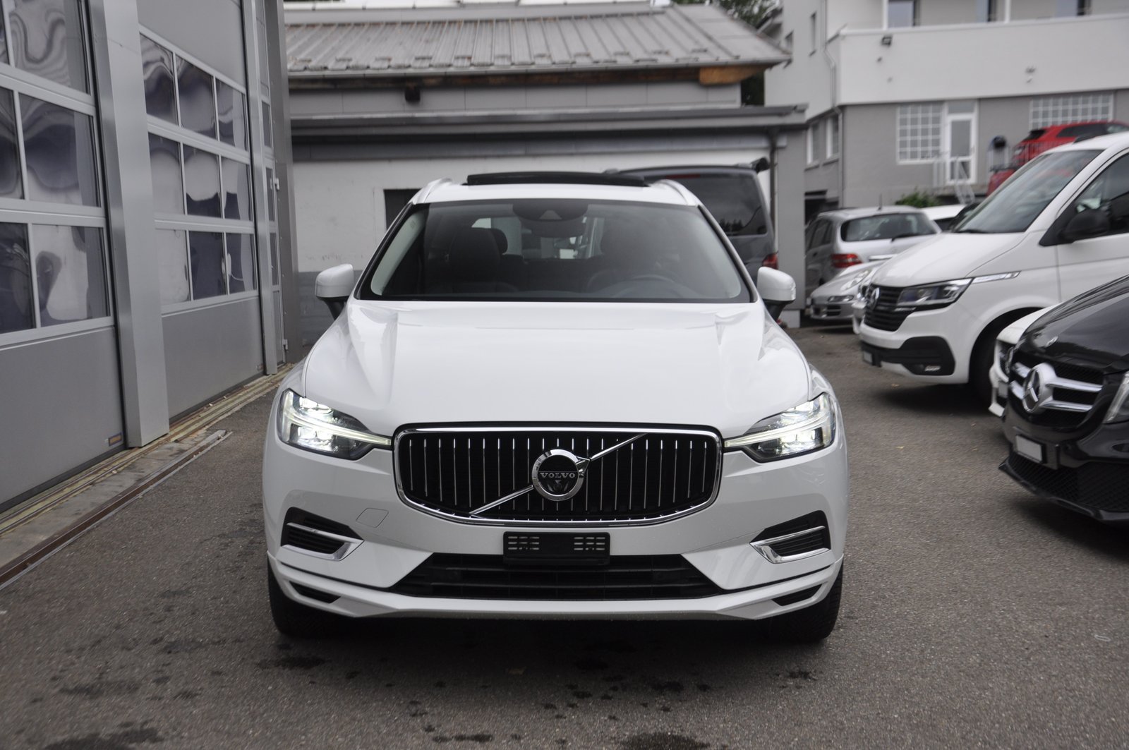 VOLVO XC60 T6 eAWD Inscription Geartronic, Plug-in-Hybrid Petrol/Electric, Second hand / Used, Automatic - 2
