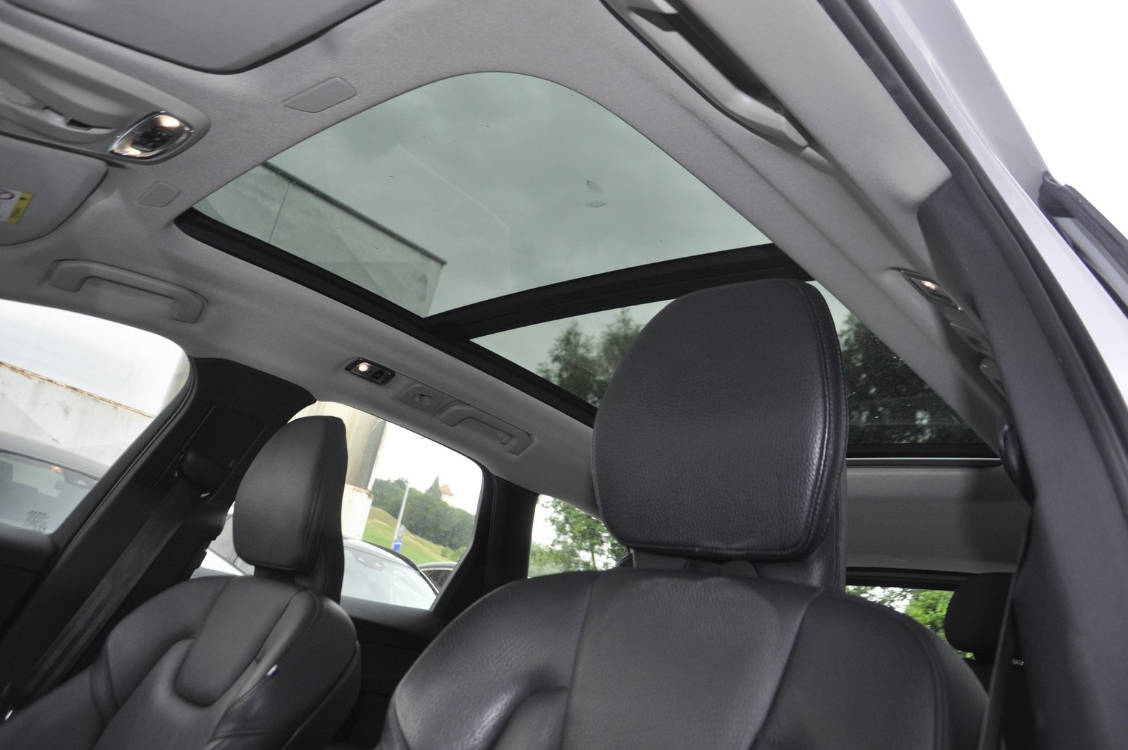 VOLVO XC60 T6 eAWD Inscription Geartronic, Plug-in-Hybrid Petrol/Electric, Second hand / Used, Automatic - 5