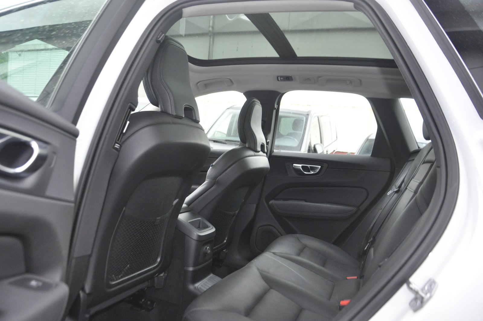 VOLVO XC60 T6 eAWD Inscription Geartronic, Plug-in-Hybrid Petrol/Electric, Second hand / Used, Automatic - 6