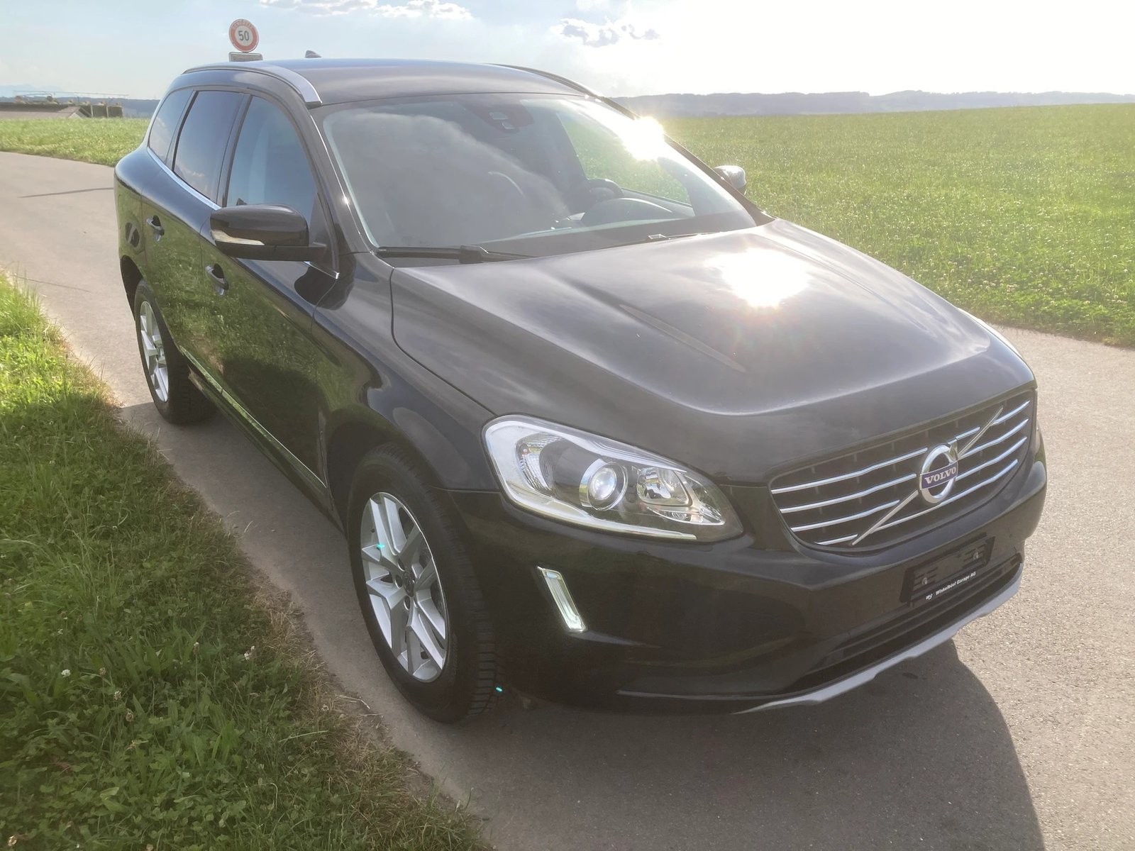 VOLVO XC60 D5 AWD Summum Geartronic, Diesel, Second hand / Used, Automatic - 2