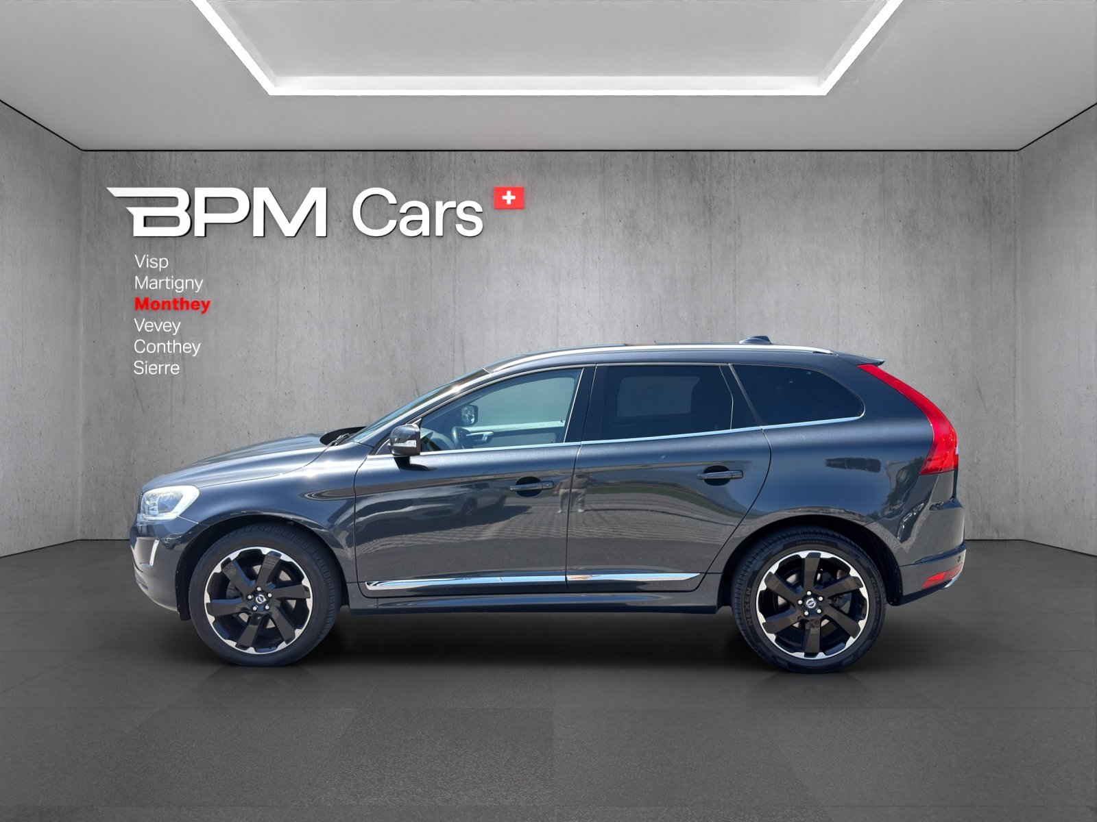 VOLVO XC60 T6 AWD Summum Geartronic, Benzin, Occasion / Gebraucht, Automatik - 7