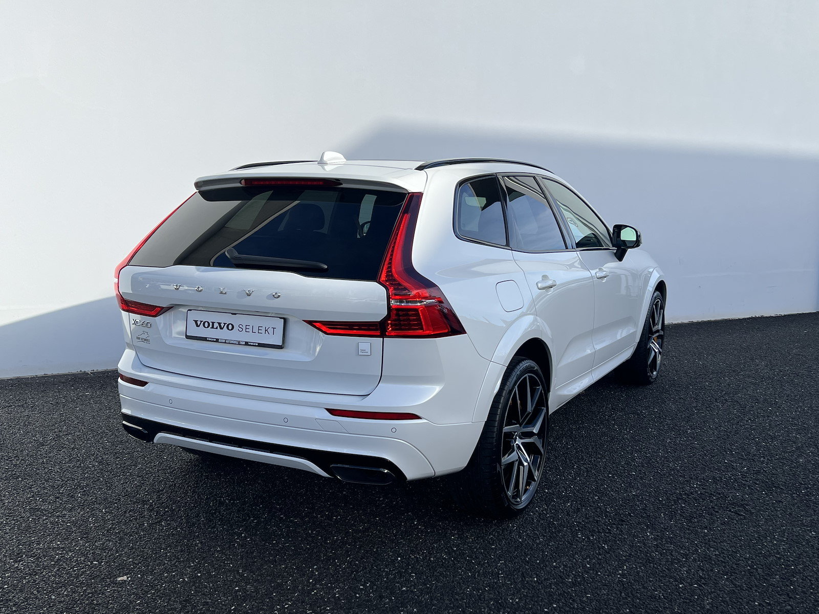 VOLVO XC60 2.0 T8 TE Polestar eAWD, Plug-in-Hybrid Petrol/Electric, Second hand / Used, Automatic - 5
