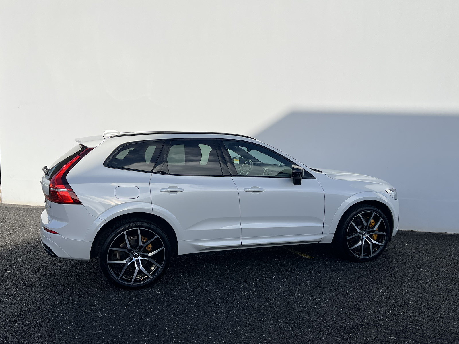 VOLVO XC60 2.0 T8 TE Polestar eAWD, Plug-in-Hybrid Petrol/Electric, Second hand / Used, Automatic - 6