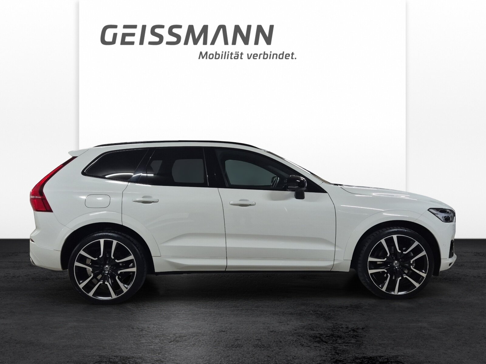 VOLVO XC60 2.0 T8 TE R-Design eAWD, Plug-in-Hybrid Benzin/Elektro, Occasion / Gebraucht, Automatik - 4