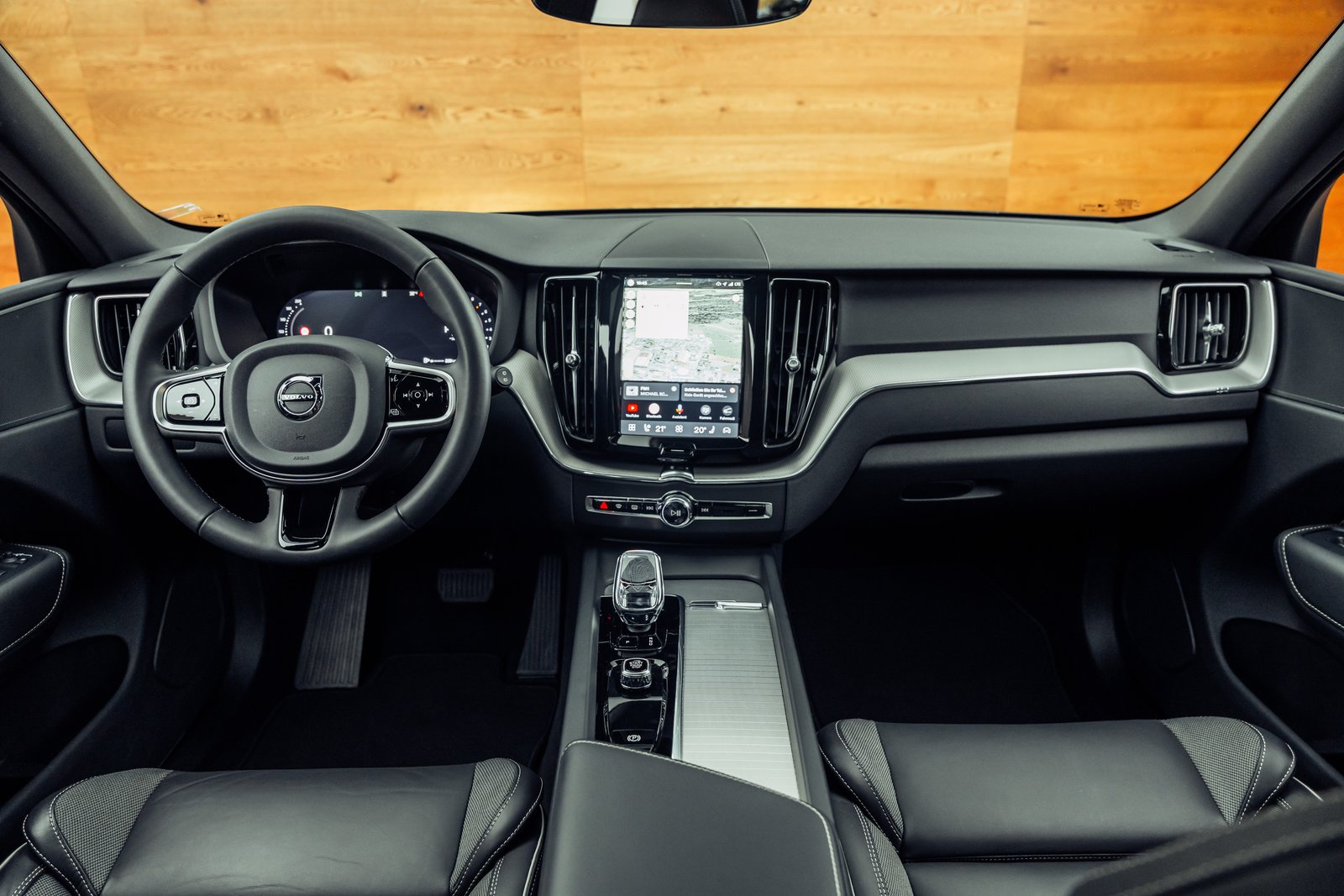 VOLVO XC60 B5 Benzin Mild Hybrid AWD Ultra Dark Geartronic, Hybride Leggero Benzina/Elettrica, Occasioni / Usate, Automatico - 5