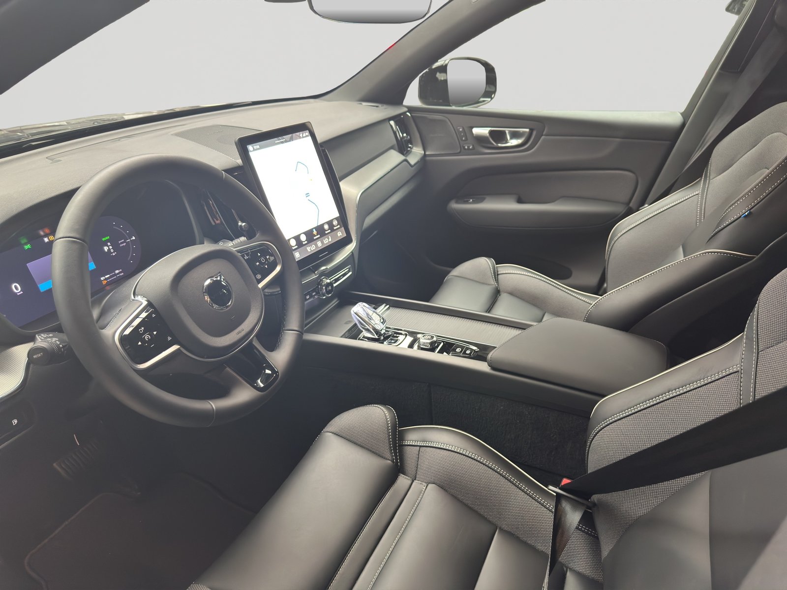 VOLVO XC60 T6 eAWD PluginHybrid Black Edition Plus Geartroni, Plug-in-Hybrid Benzina/Elettrica, Occasioni / Usate, Automatico - 7
