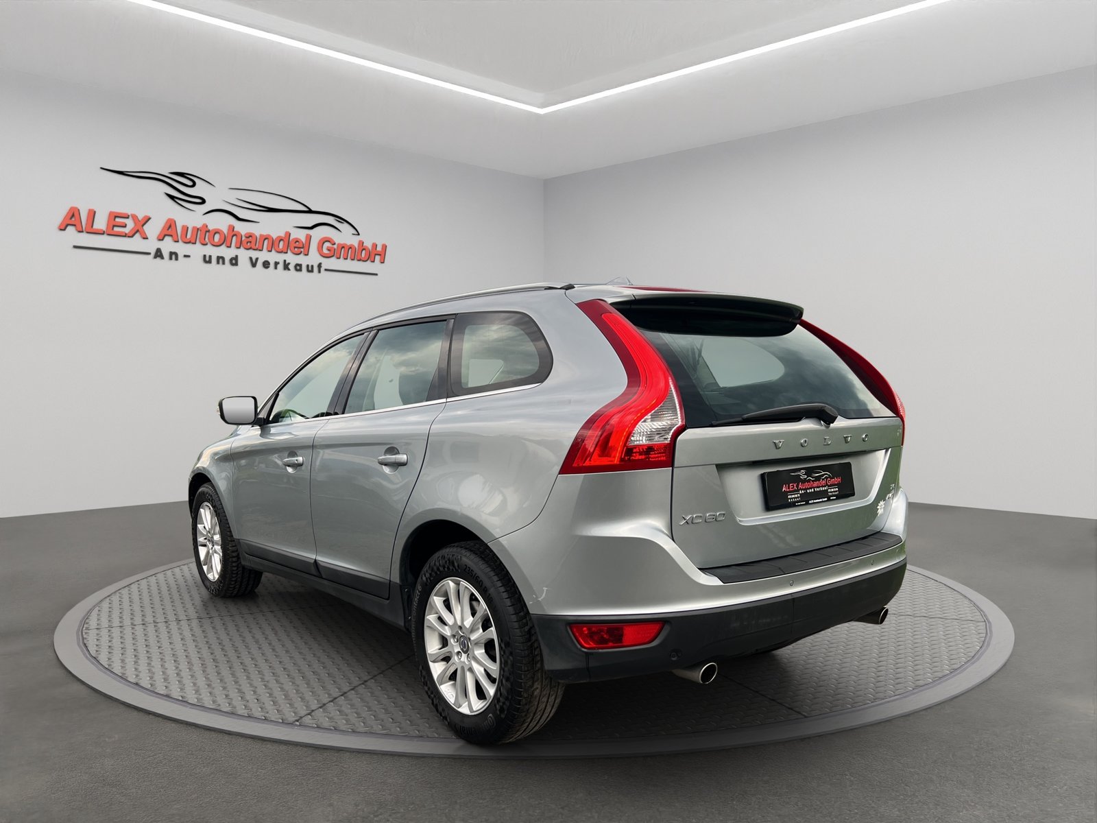 VOLVO XC60 T6 AWD Momentum Geartronic, Benzina, Occasioni / Usate, Automatico - 4