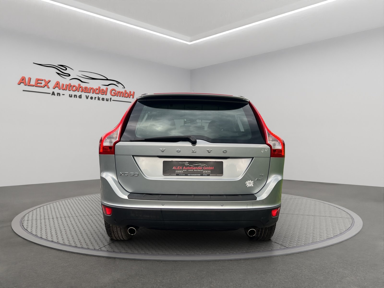 VOLVO XC60 T6 AWD Momentum Geartronic, Benzina, Occasioni / Usate, Automatico - 5