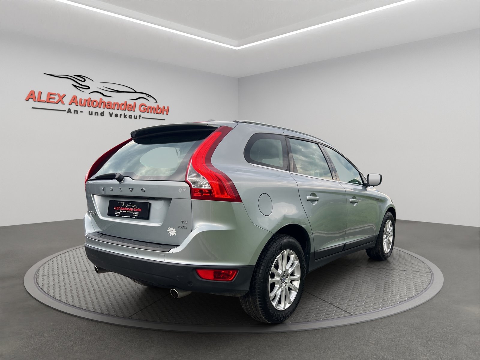 VOLVO XC60 T6 AWD Momentum Geartronic, Benzina, Occasioni / Usate, Automatico - 7