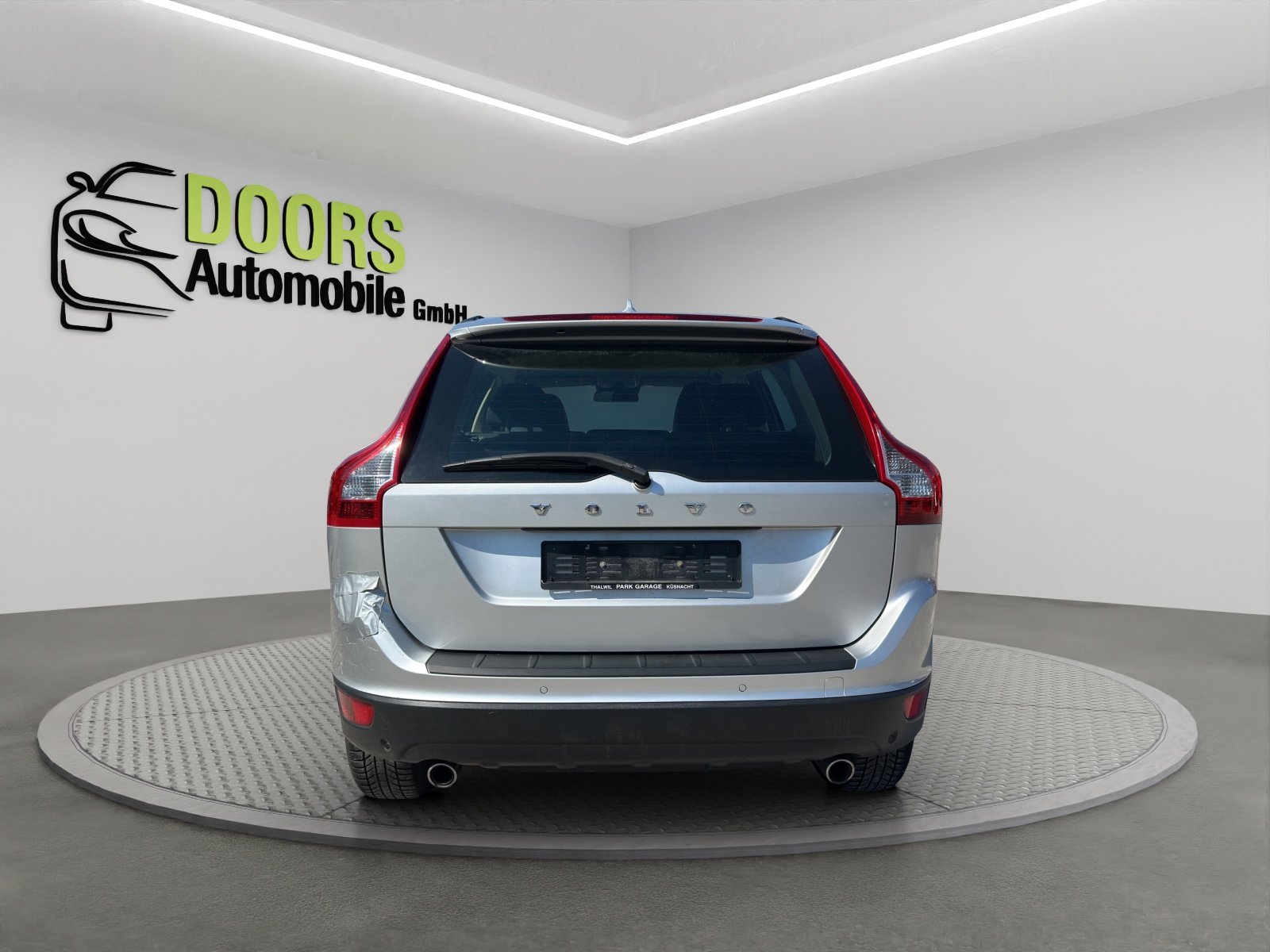 VOLVO XC60 D4 AWD Momentum Geartronic, Diesel, Second hand / Used, Automatic - 5