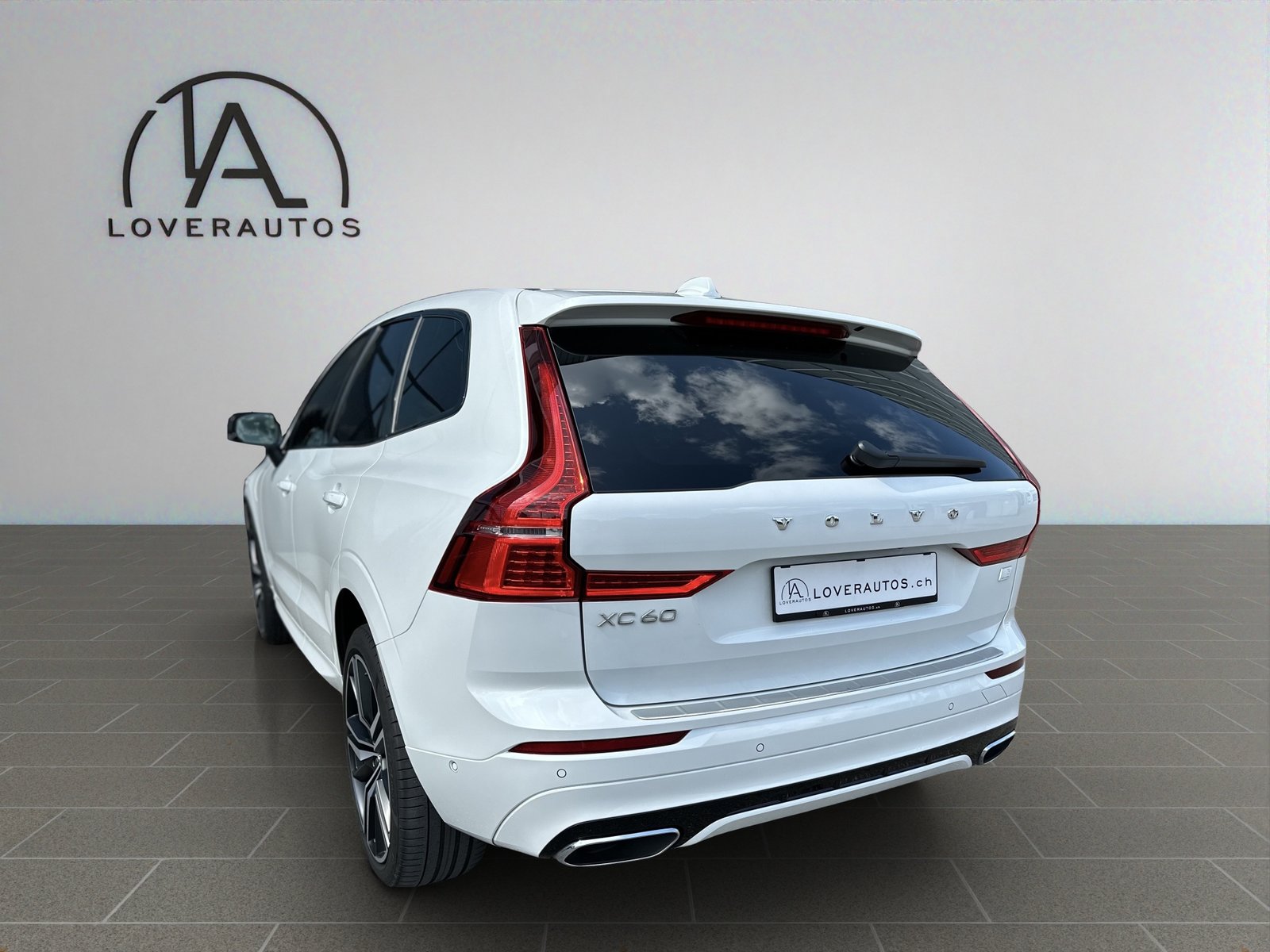 VOLVO XC60 T6 eAWD R-Design Geartronic, Plug-in-Hybrid Petrol/Electric, Second hand / Used, Automatic - 5