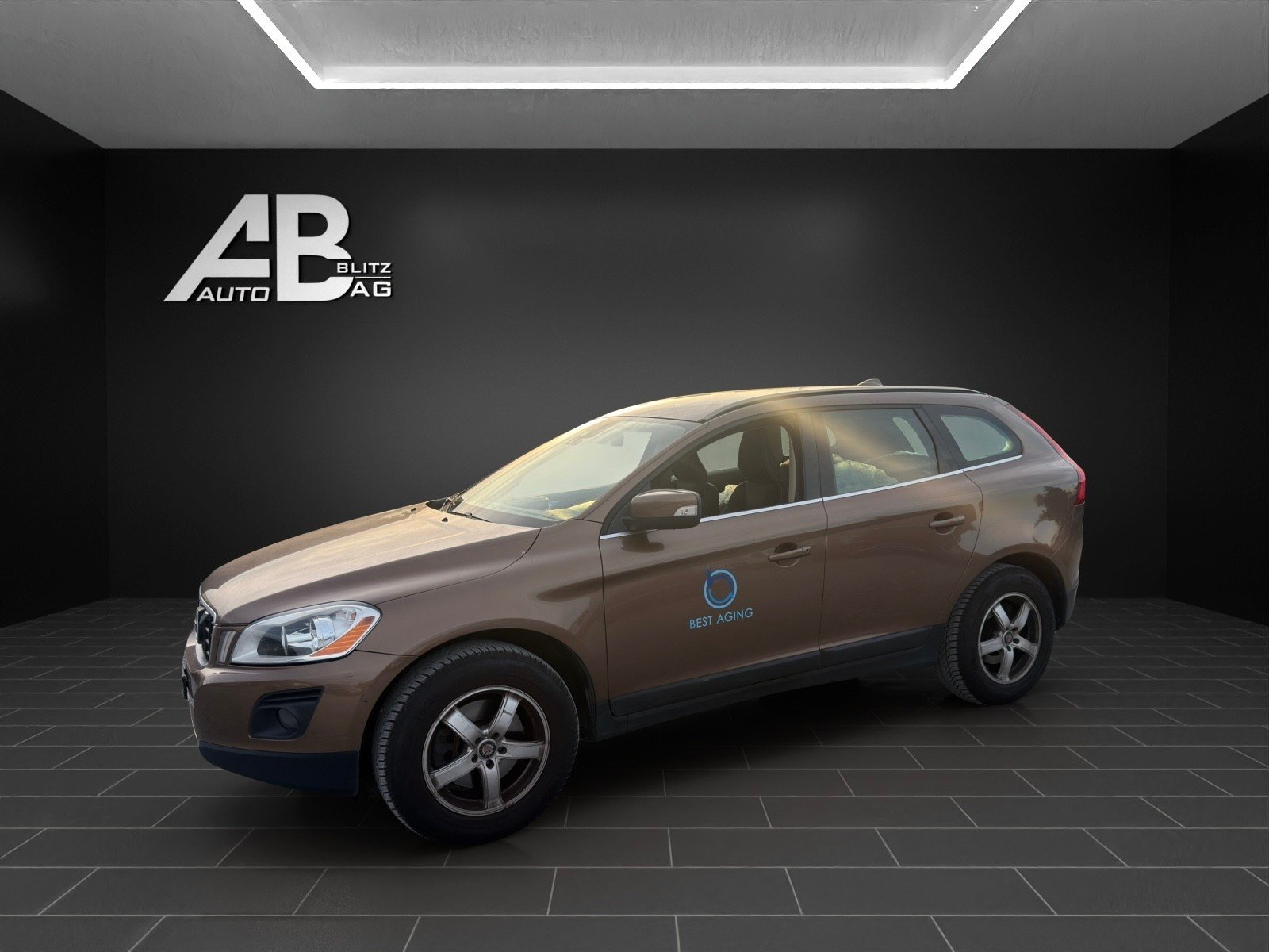 VOLVO XC60 2.4D Momentum, Diesel, Occasion / Utilisé, Manuelle - 2
