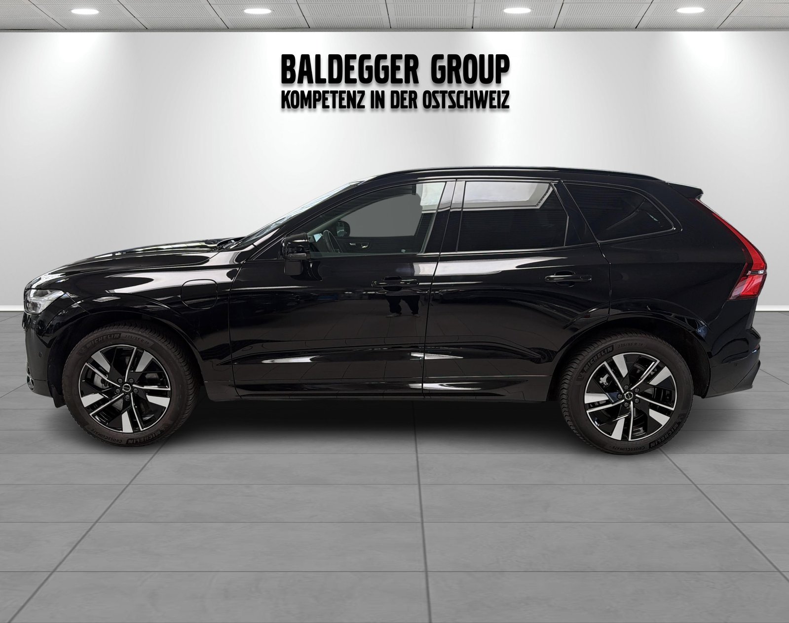 VOLVO XC60 2.0 T6 TE Plus Dark eAWD, Full-Hybrid Petrol/Electric, Second hand / Used, Automatic - 2
