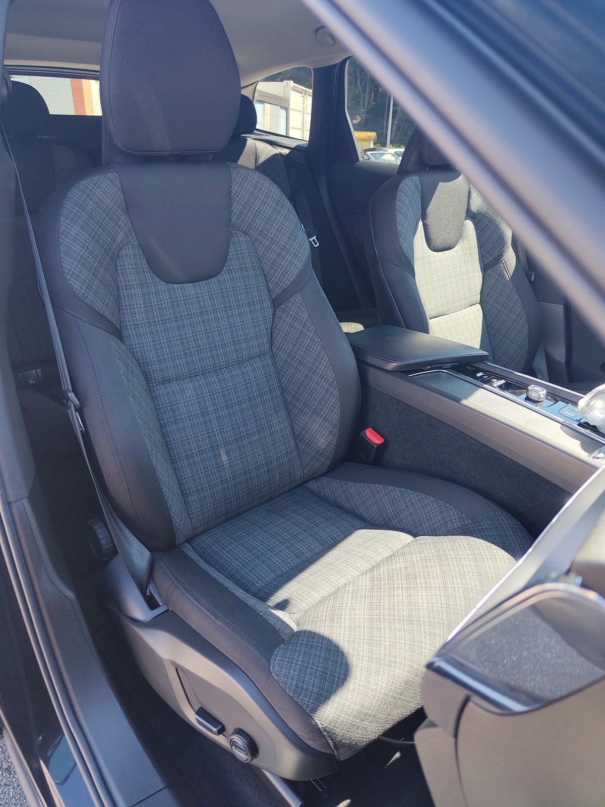 VOLVO XC60 B4 Benzin Mild Hybrid Momentum Geartronic, Hybride Leggero Benzina/Elettrica, Occasioni / Usate, Automatico - 7