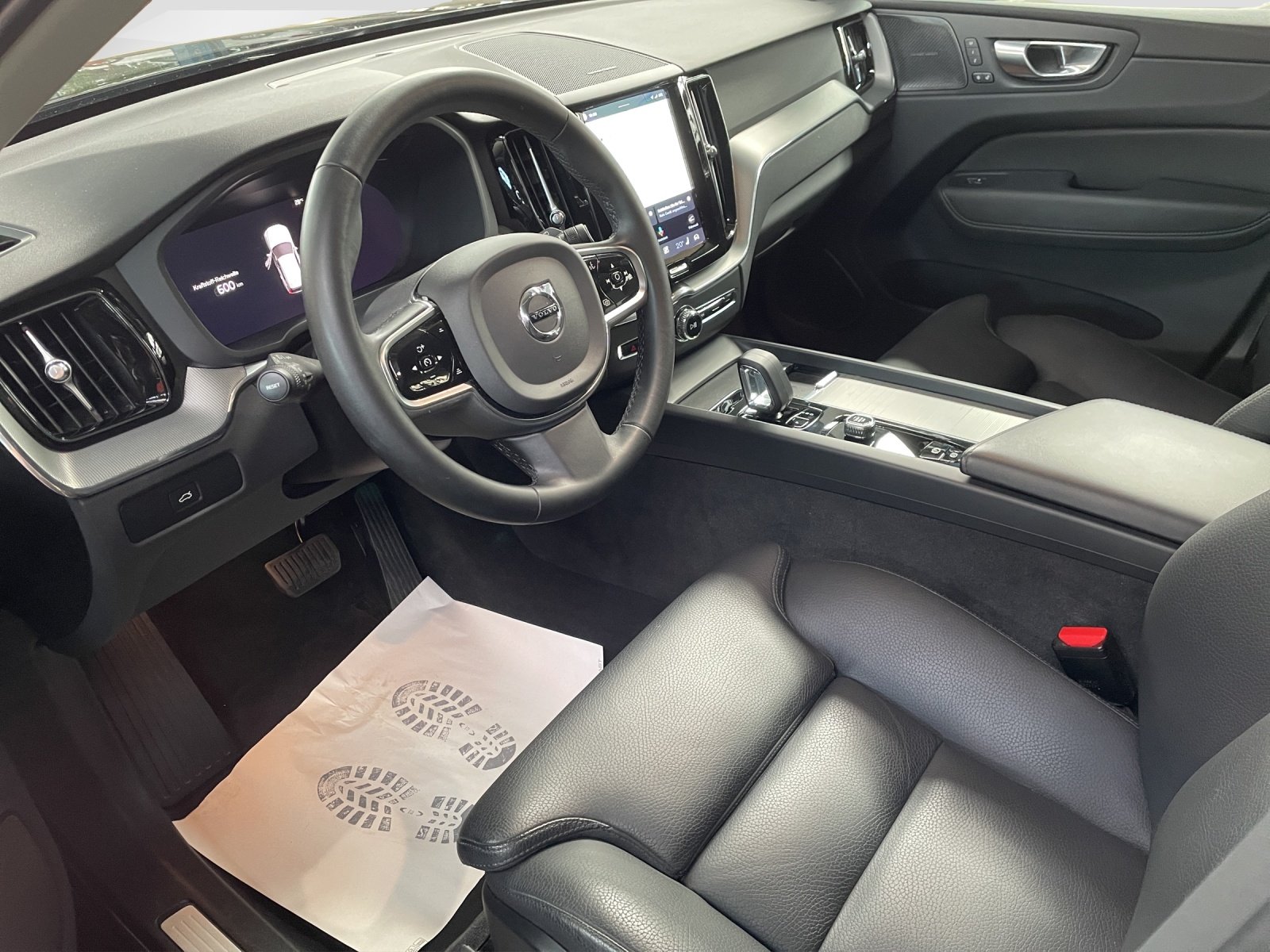 VOLVO XC60 2.0 B4 MH Plus Dark AWD, Hybride Léger Diesel/Électricité, Occasion / Utilisé, Automatique - 7