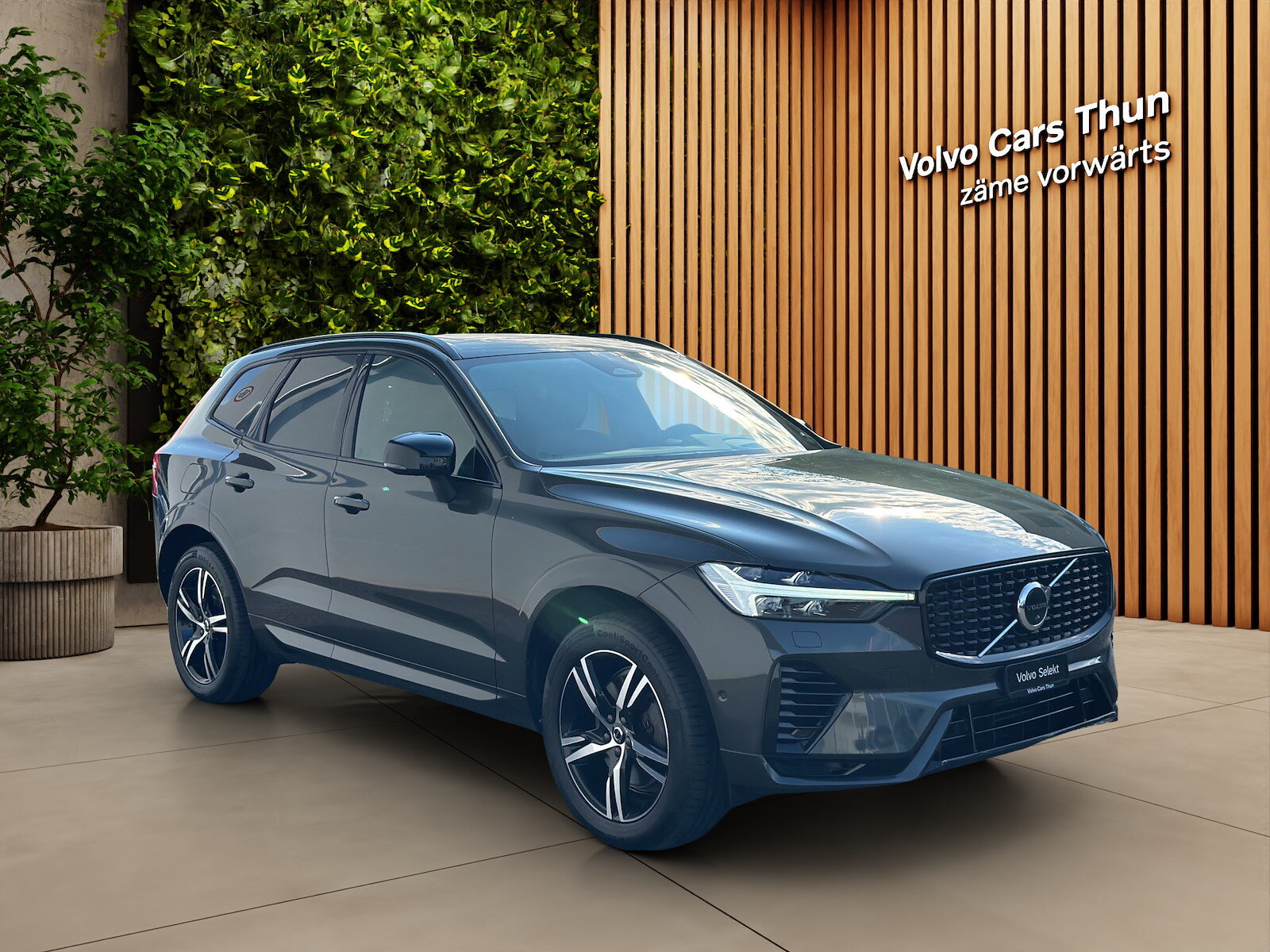 VOLVO XC60 2.0 T8 TE R-Design eAWD, Plug-in-Hybrid Petrol/Electric, Second hand / Used, Automatic - 3