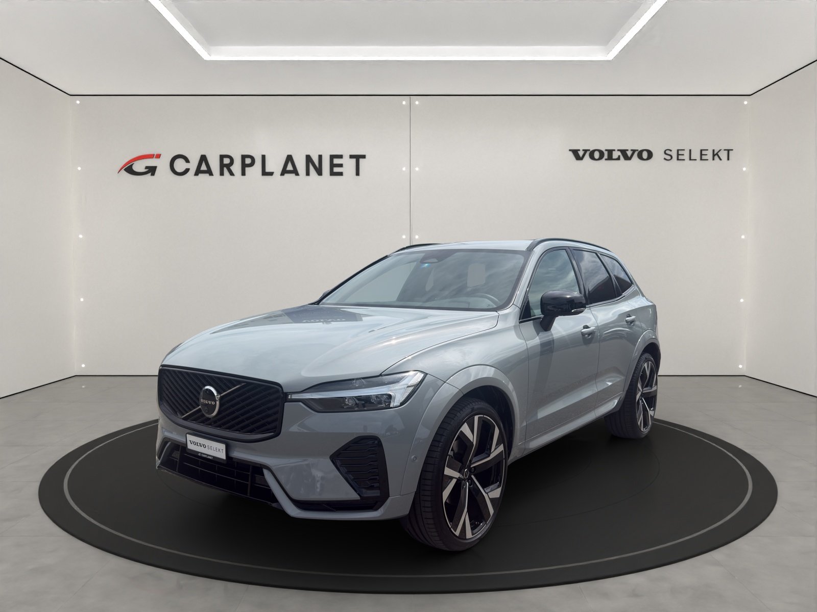 VOLVO XC60 2.0 B5 MH Plus Dark AWD