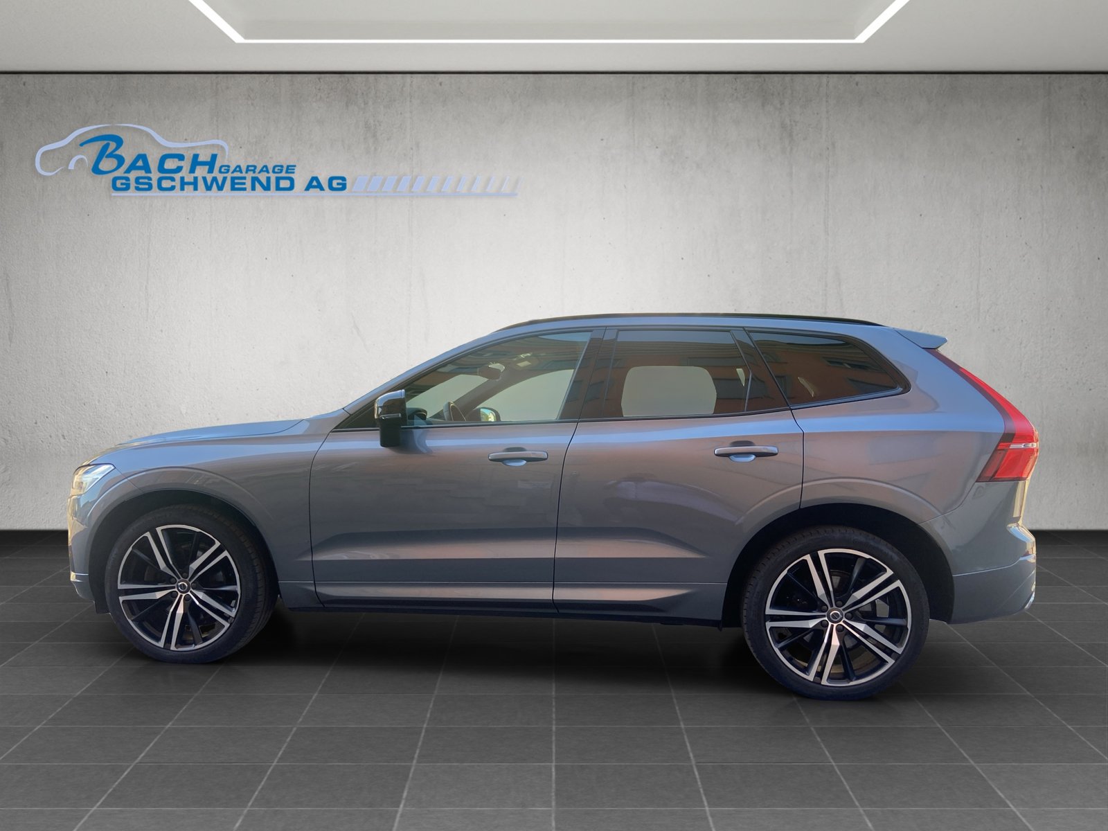 VOLVO XC60 B5 Benzin Mild Hybrid AWD R-Design Geartronic, Mild-Hybrid Benzin/Elektro, Occasion / Gebraucht, Automatik - 6