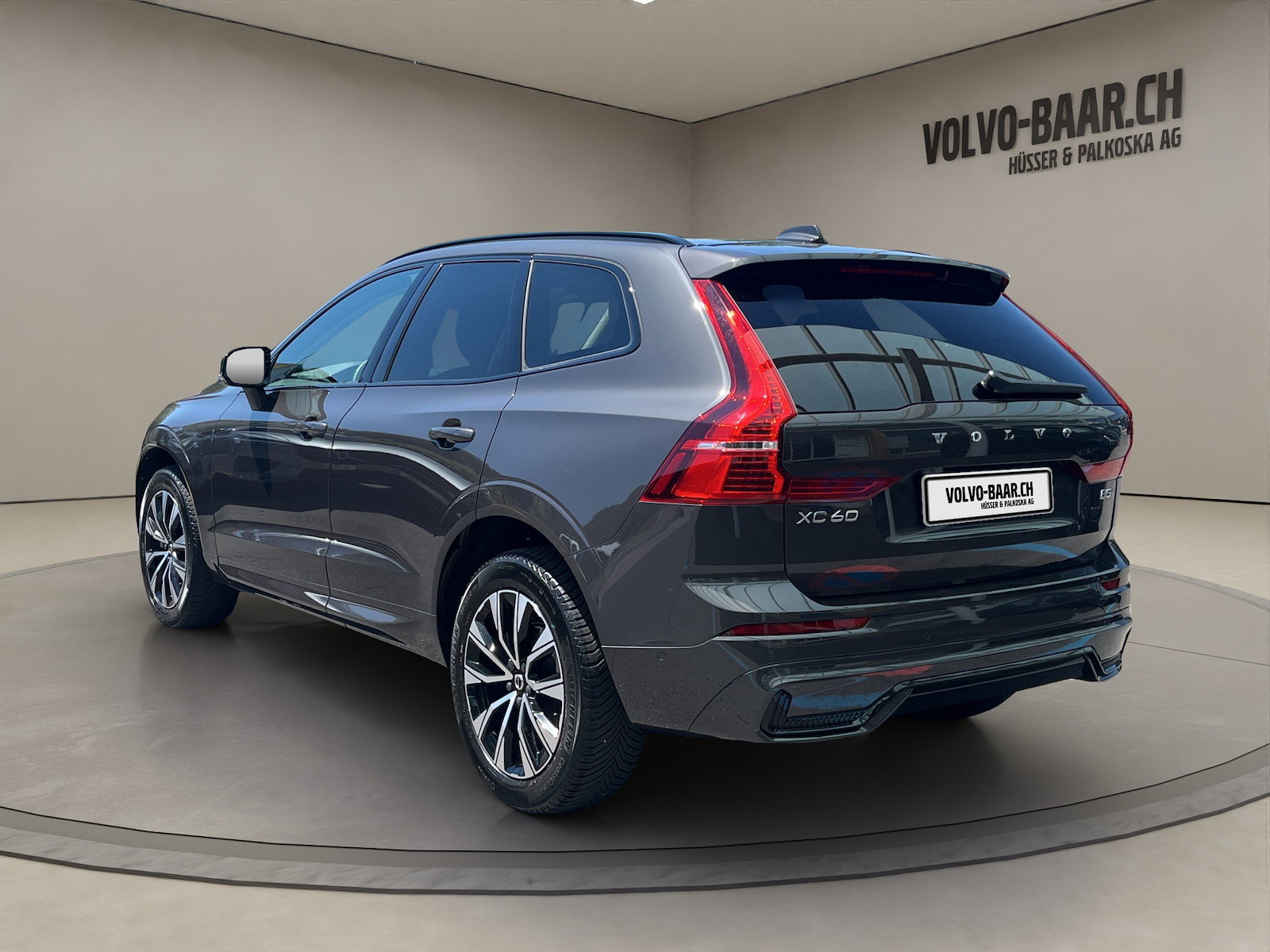 VOLVO XC60 2.0 B5 MH Plus Dark AWD, Hybride Leggero Benzina/Elettrica, Occasioni / Usate, Automatico - 3
