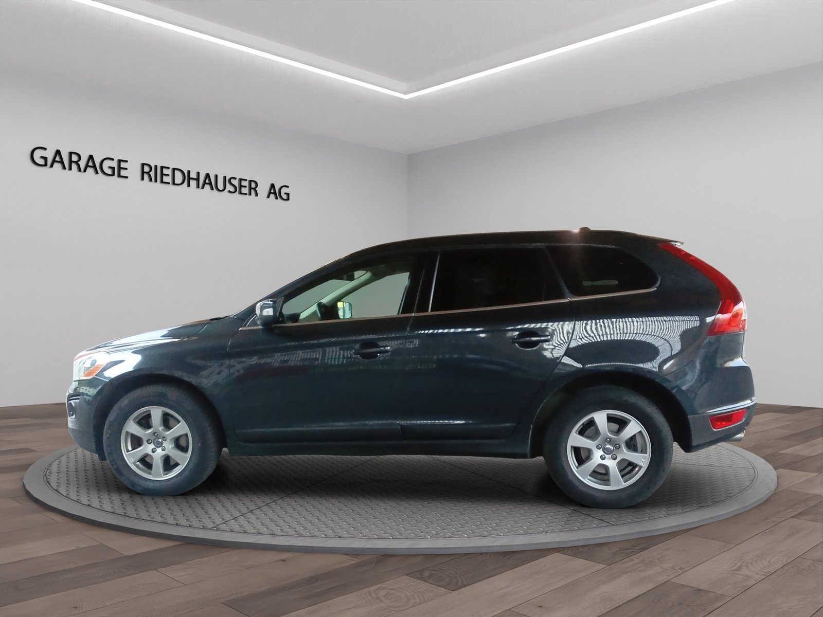 VOLVO XC60 4x4 Diesel 2.4 D Kinetic AWD, Diesel, Occasioni / Usate, Manuale - 3