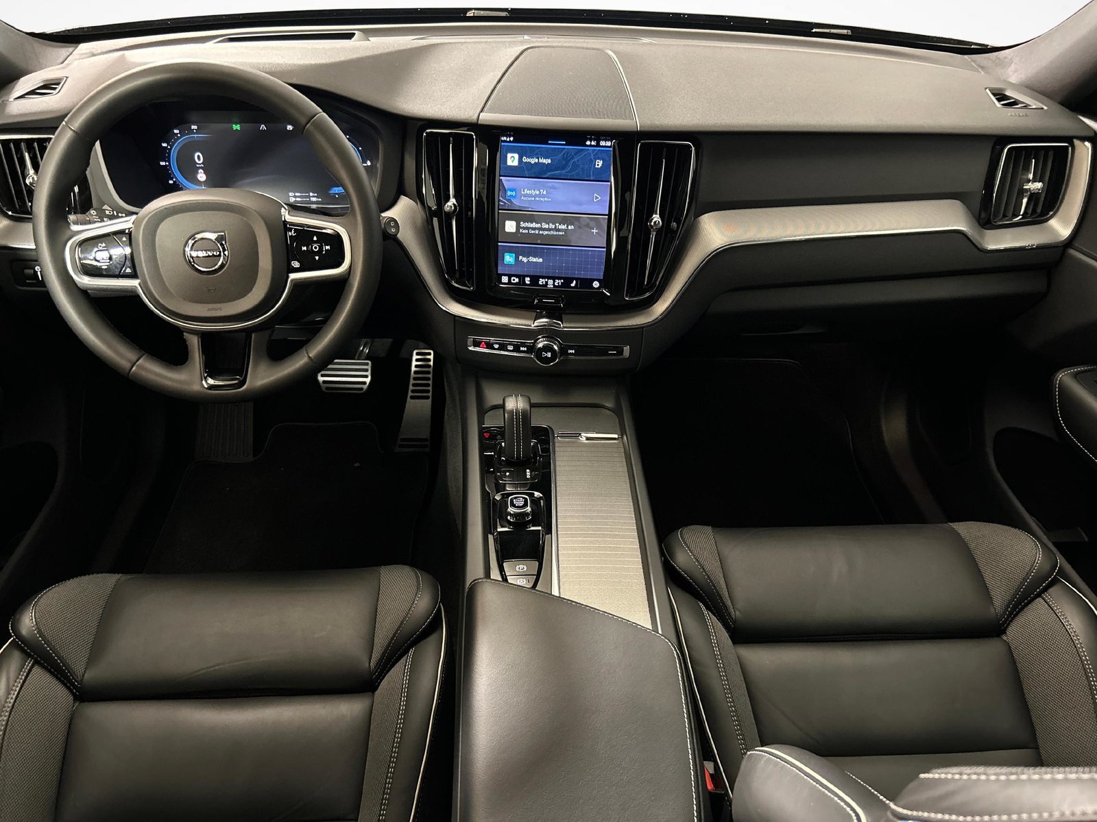 VOLVO XC60 2.0 T6 TE R-Design eAWD, Plug-in-Hybrid Benzin/Elektro, Occasion / Gebraucht, Automatik - 7