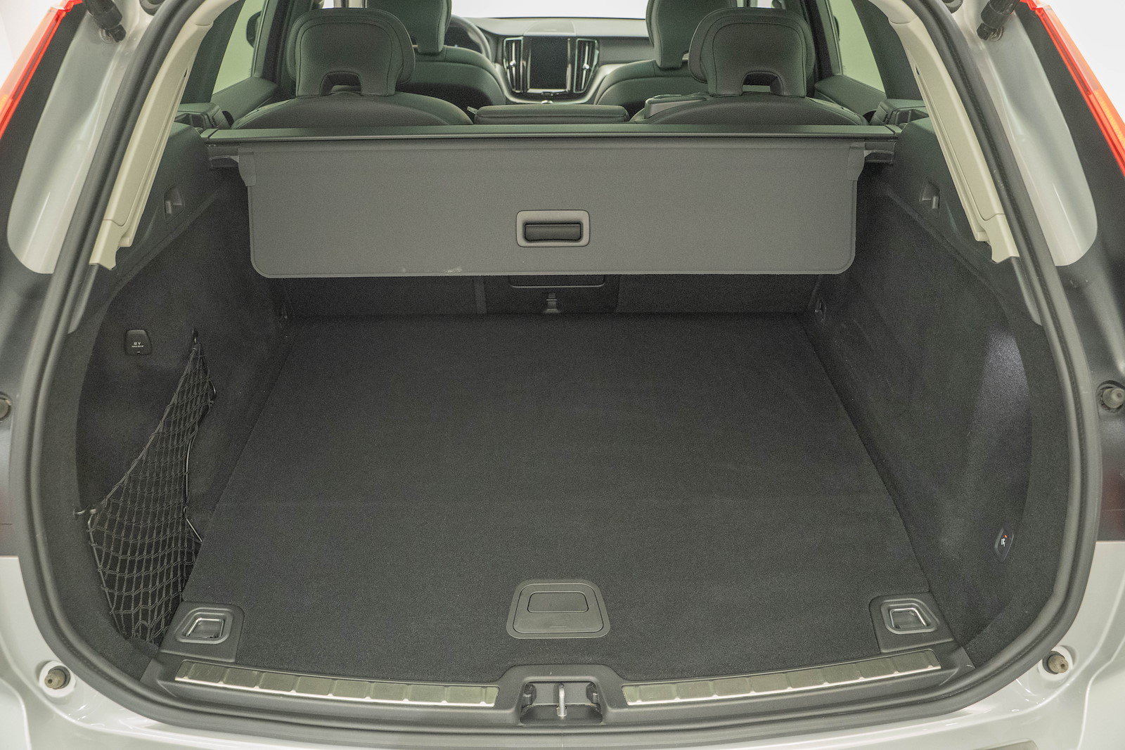 VOLVO XC60 2.0 T8 TE Ultimate Dark eAWD, Plug-in-Hybrid Benzin/Elektro, Occasion / Gebraucht, Automatik - 5