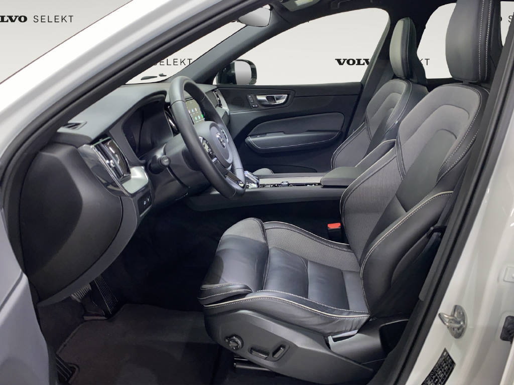 VOLVO XC60 2.0 T6 TE Plus Dark eAWD, Plug-in-Hybrid Benzina/Elettrica, Occasioni / Usate, Automatico - 6