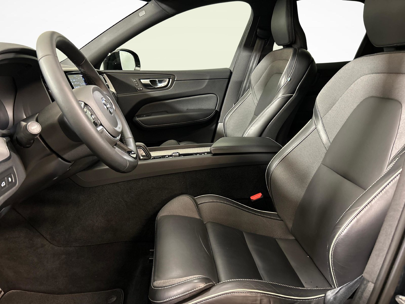 VOLVO XC60 2.0 T6 TE R-Design eAWD, Plug-in-Hybrid Benzina/Elettrica, Occasioni / Usate, Automatico - 3