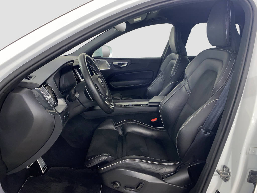 VOLVO XC60 2.0 D4 R-Design AWD, Diesel, Occasion / Gebraucht, Automatik - 6