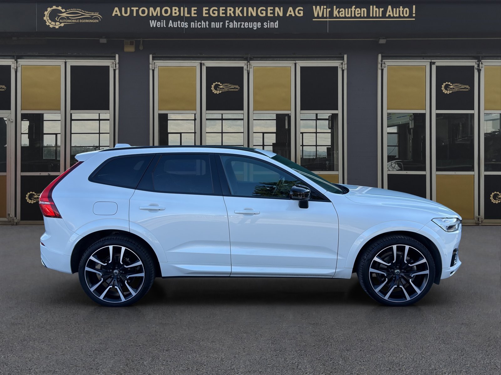 VOLVO XC60 2.0 T8 TE R-Design eAWD, Plug-in-Hybrid Benzina/Elettrica, Occasioni / Usate, Automatico - 4