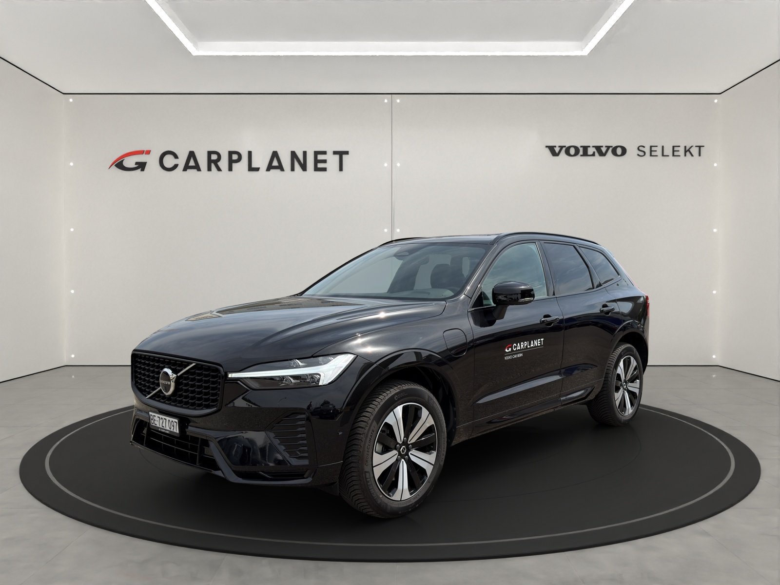 VOLVO XC60 2.0 T6 TE Plus Dark eAWD .