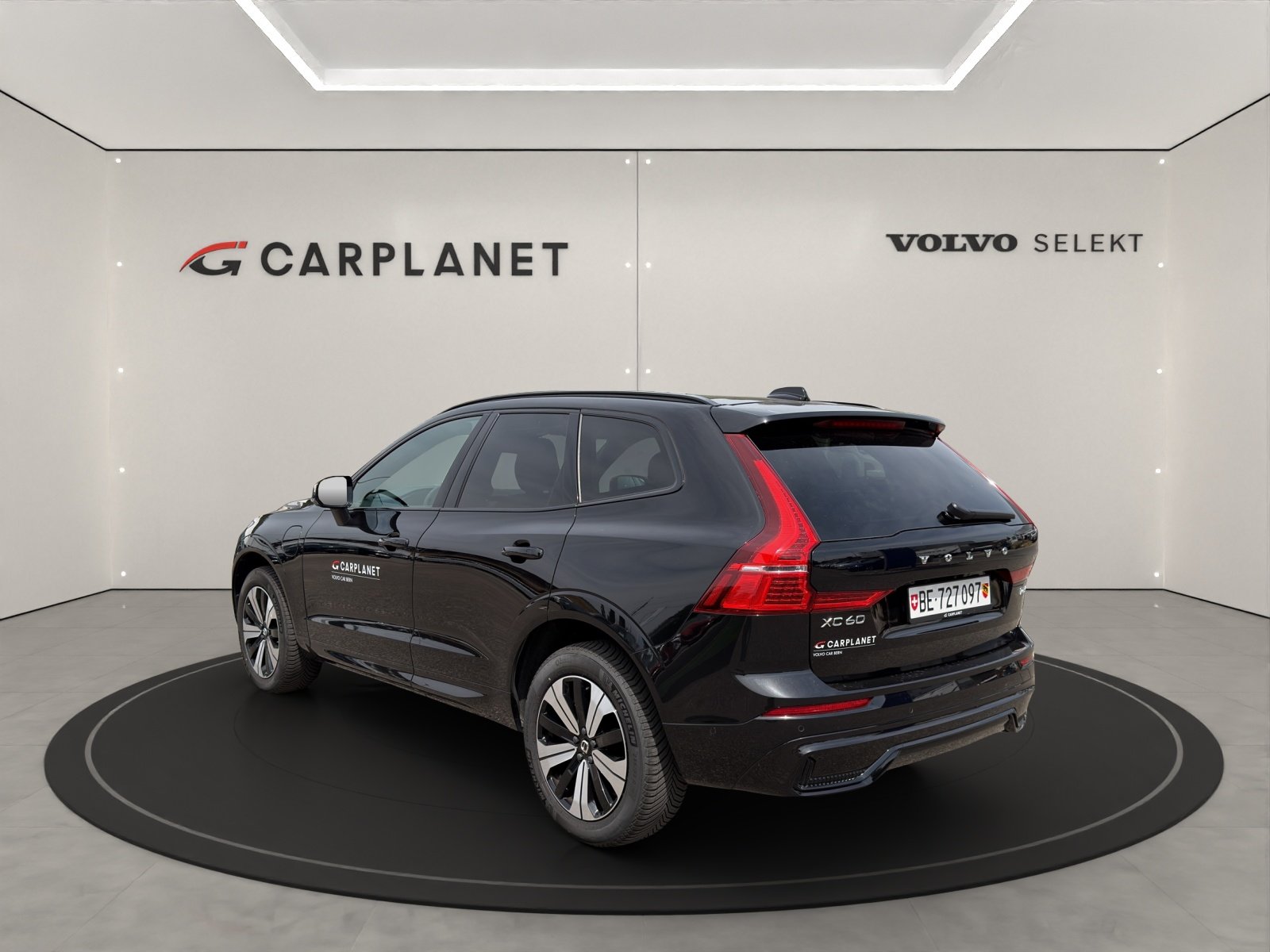 VOLVO XC60 2.0 T6 TE Plus Dark eAWD ., Hybride Rechargeable Essence/Électricité, Occasion / Utilisé, Automatique - 3