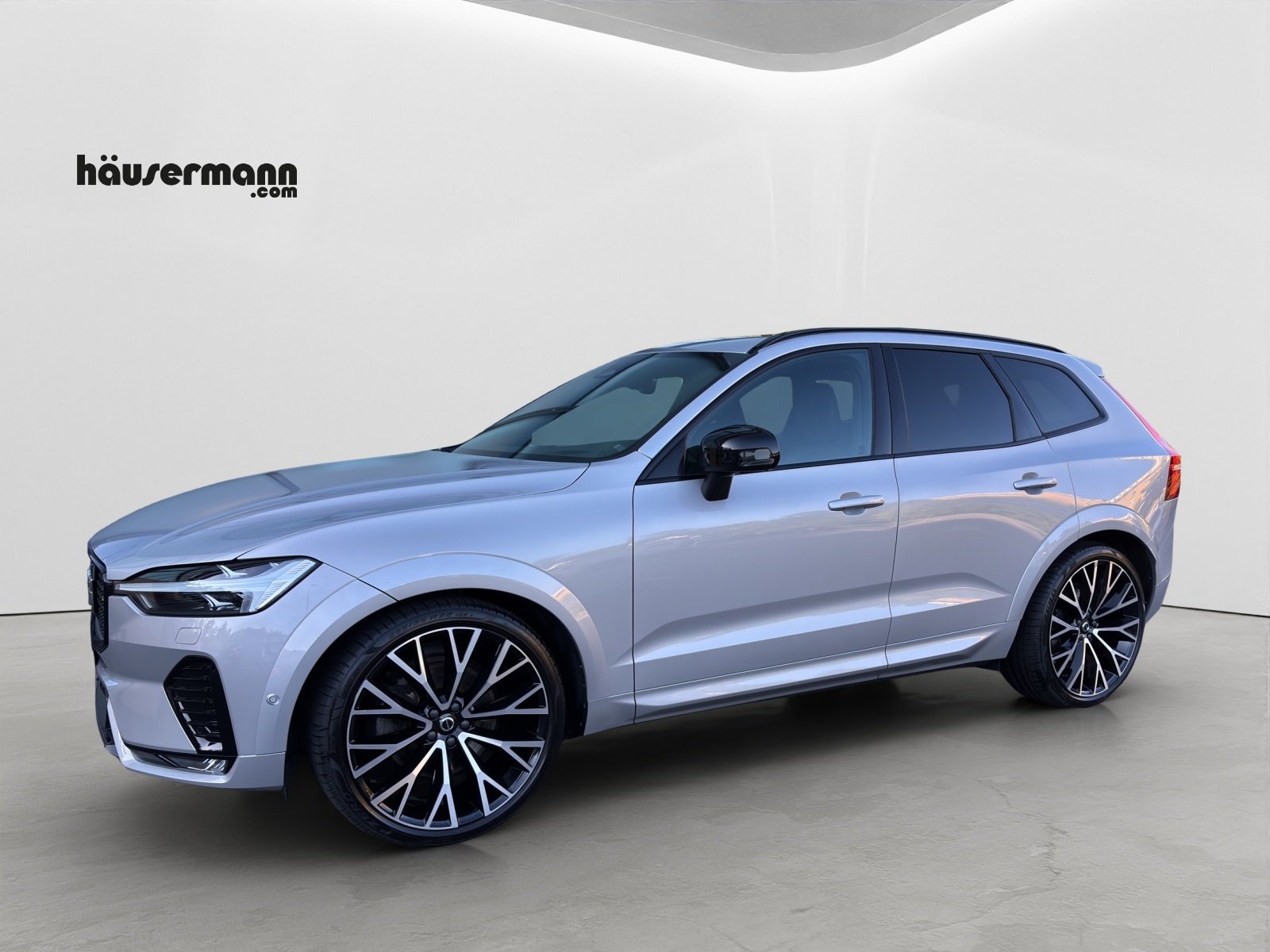 VOLVO XC60 2.0 B6 MH R-Design AWD