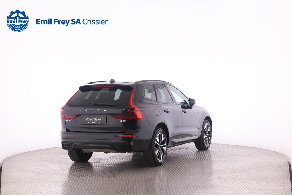 VOLVO XC60 2.0 B5 MH Plus Dark AWD, Hybride Léger Essence/Électricité, Occasion / Utilisé, Automatique - 2