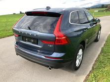 VOLVO XC60 T8 eAWD Momentum Geartronic mit Anhängerkupplung, Hybride Rechargeable Essence/Électricité, Occasion / Utilisé, Automatique - 3