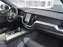 VOLVO XC60 T6 eAWD R-Design Geartronic, Plug-in-Hybrid Benzin/Elektro, Occasion / Gebraucht, Automatik - 6