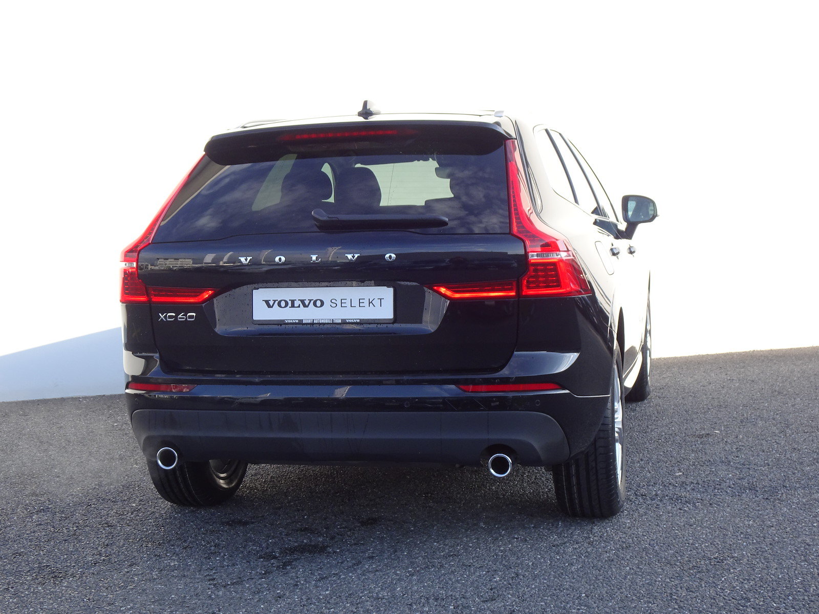 VOLVO XC60 2.0 T8 TE Momentum eAWD, Plug-in-Hybrid Petrol/Electric, Second hand / Used, Automatic - 5