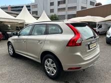 VOLVO XC60 D3 Momentum Geartronic, Diesel, Occasion / Gebraucht, Automatik - 5