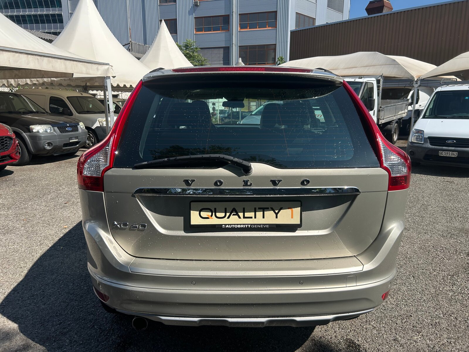 VOLVO XC60 D3 Momentum Geartronic, Diesel, Occasioni / Usate, Automatico - 7