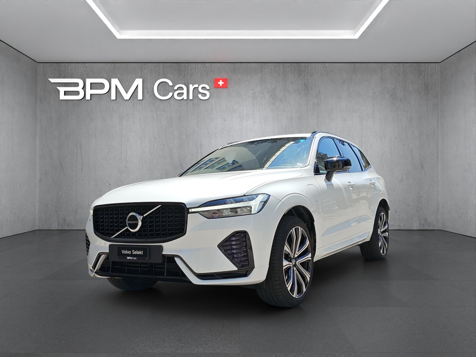 VOLVO XC60 2.0 T8 TE R-Design eAWD