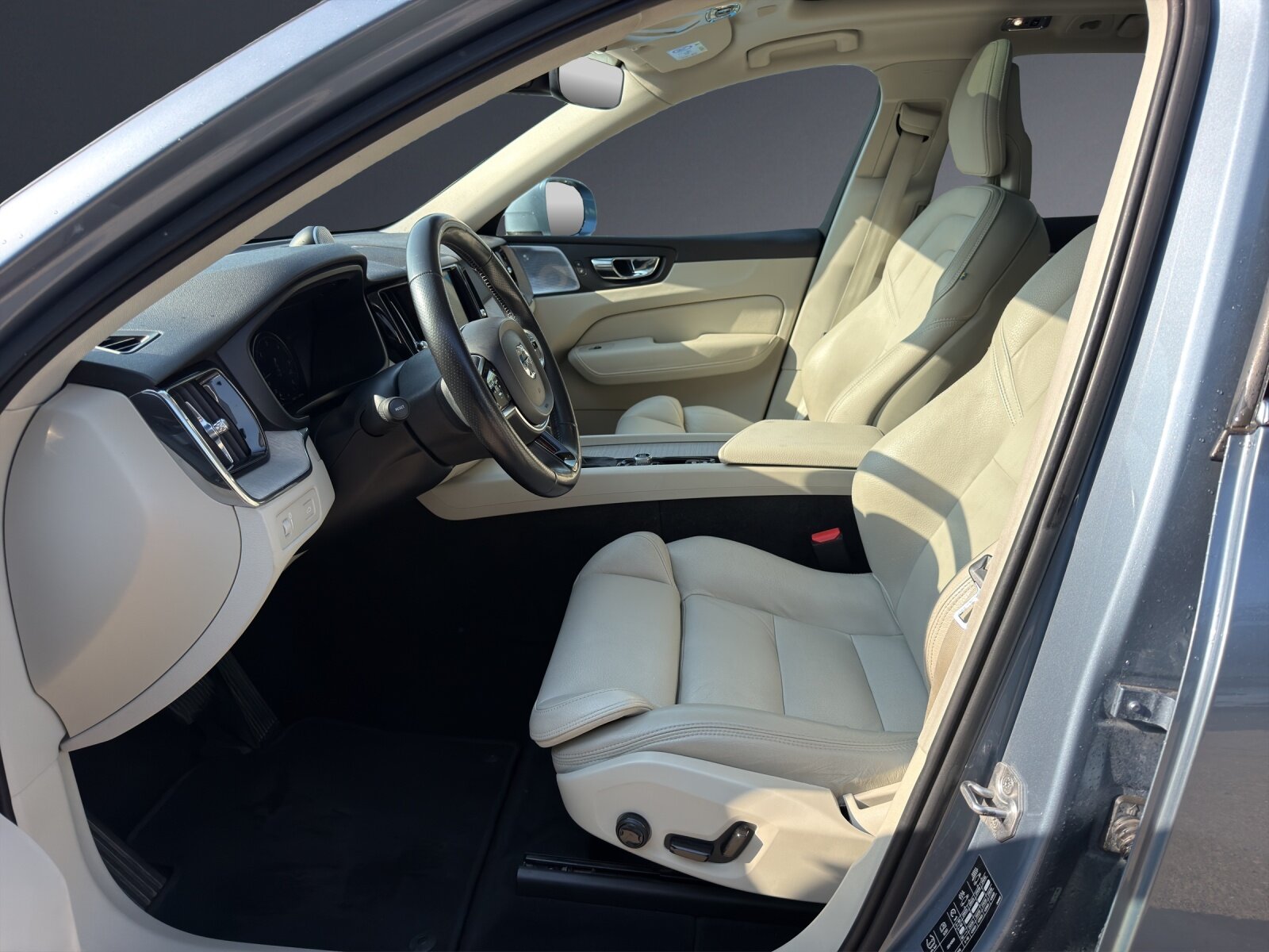 VOLVO XC60 D5 AWD Inscription Geartronic, Diesel, Occasion / Utilisé, Automatique - 6
