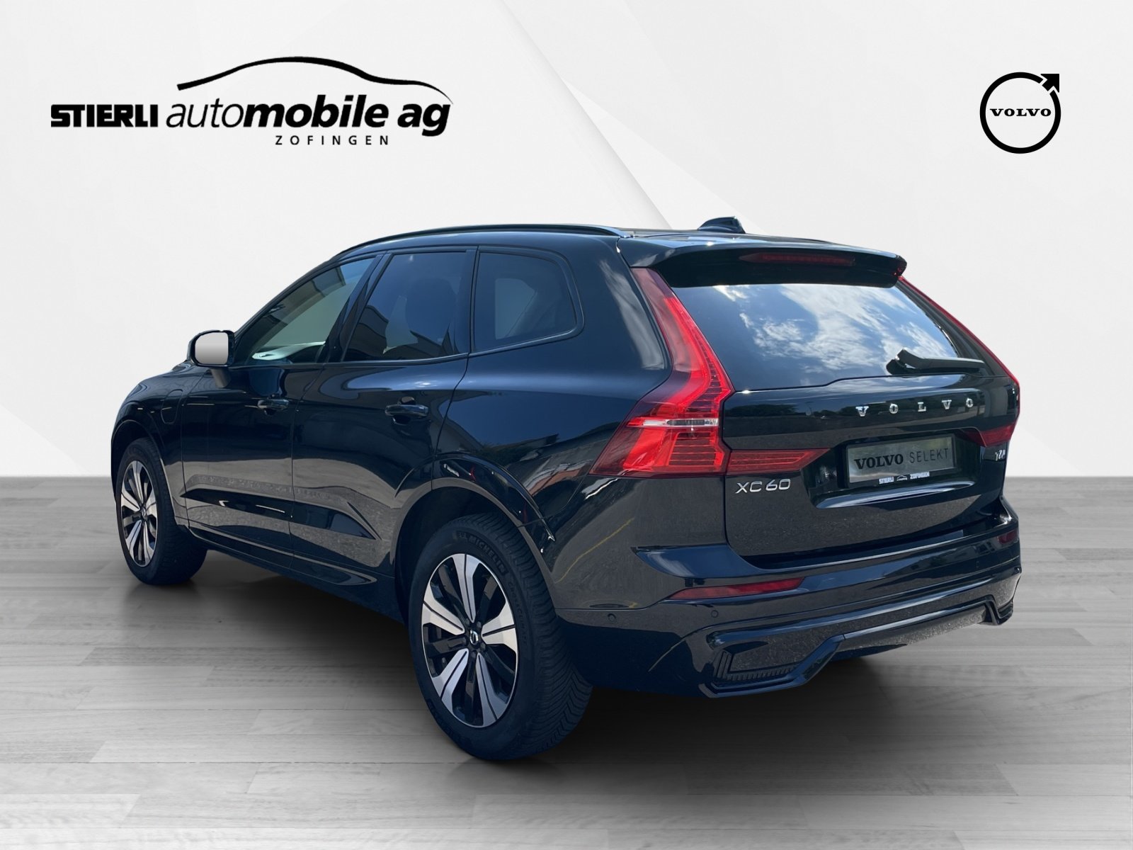 VOLVO XC60 2.0 T6 TE Plus Dark eAWD, Plug-in-Hybrid Benzin/Elektro, Occasion / Gebraucht, Automatik - 7
