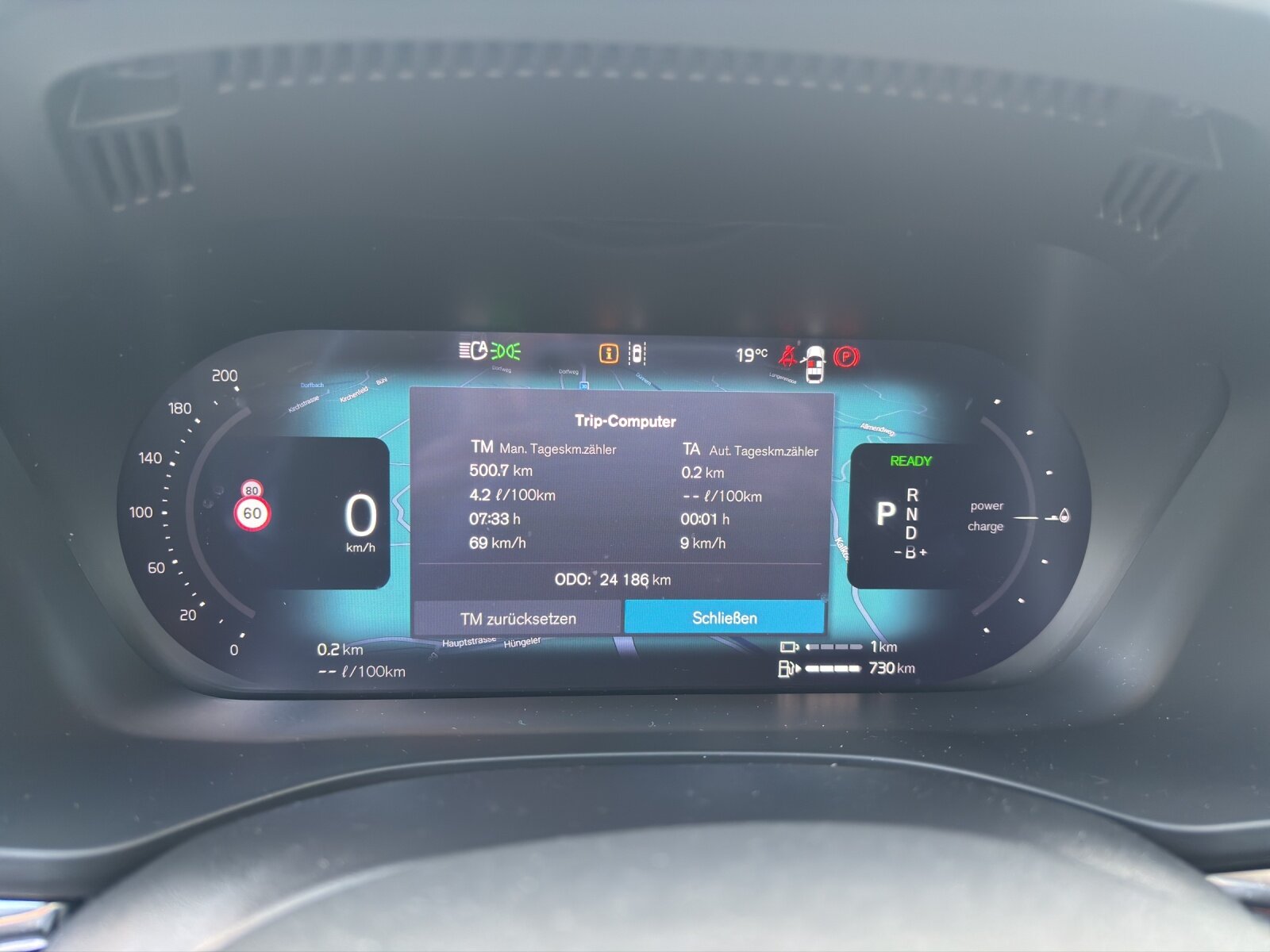 VOLVO XC60 2.0 T8 TE Ultra Dark eAWD, Plug-in-Hybrid Petrol/Electric, Second hand / Used, Automatic - 5