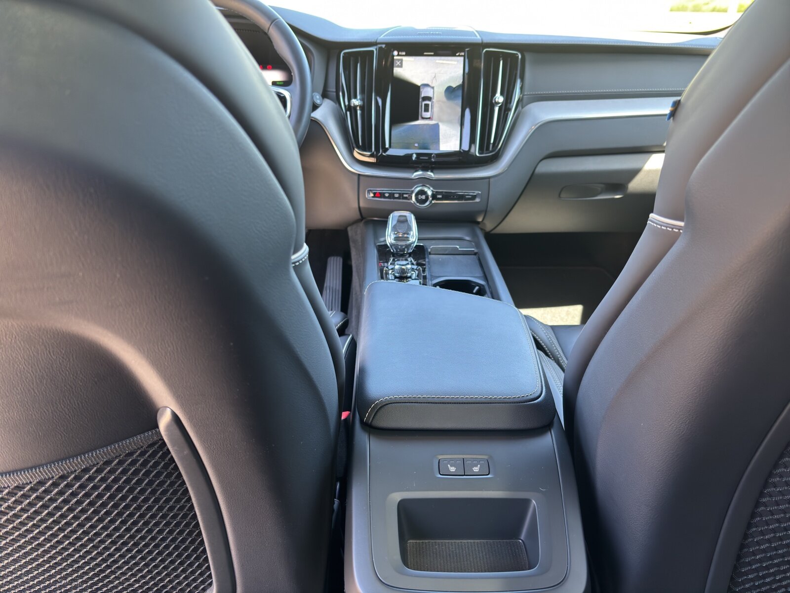 VOLVO XC60 2.0 T8 TE Polestar eAWD, Plug-in-Hybrid Petrol/Electric, Second hand / Used, Automatic - 3