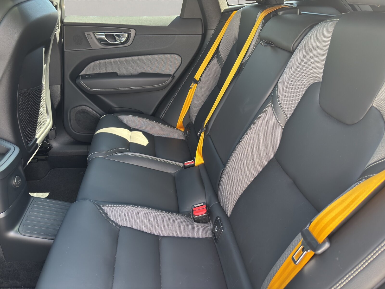 VOLVO XC60 2.0 T8 TE Polestar eAWD, Plug-in-Hybrid Petrol/Electric, Second hand / Used, Automatic - 5