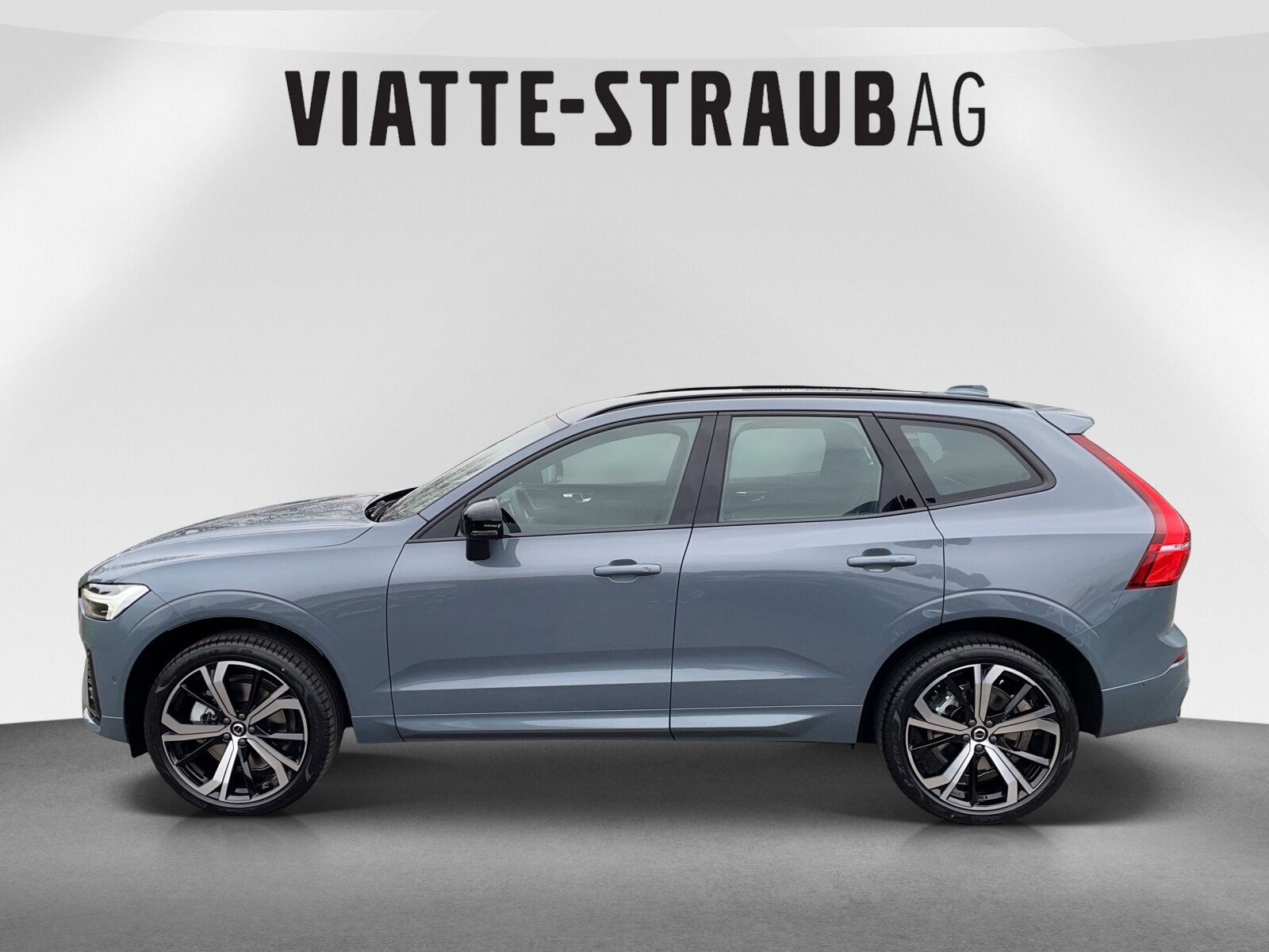 VOLVO XC60 2.0 B5 MH Plus Dark AWD, Hybride Leggero Benzina/Elettrica, Occasioni / Usate, Automatico - 2