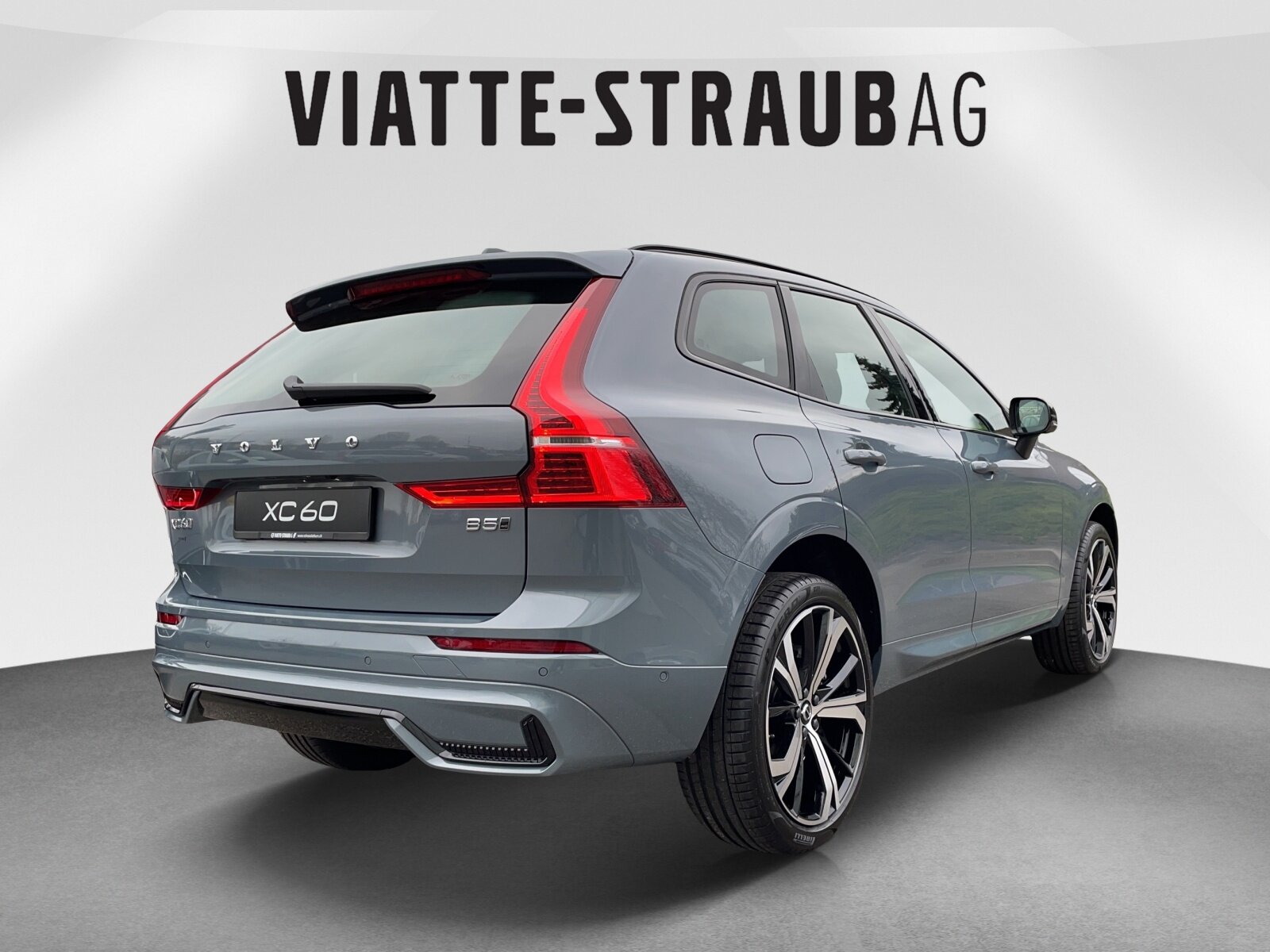 VOLVO XC60 2.0 B5 MH Plus Dark AWD, Hybride Leggero Benzina/Elettrica, Occasioni / Usate, Automatico - 5