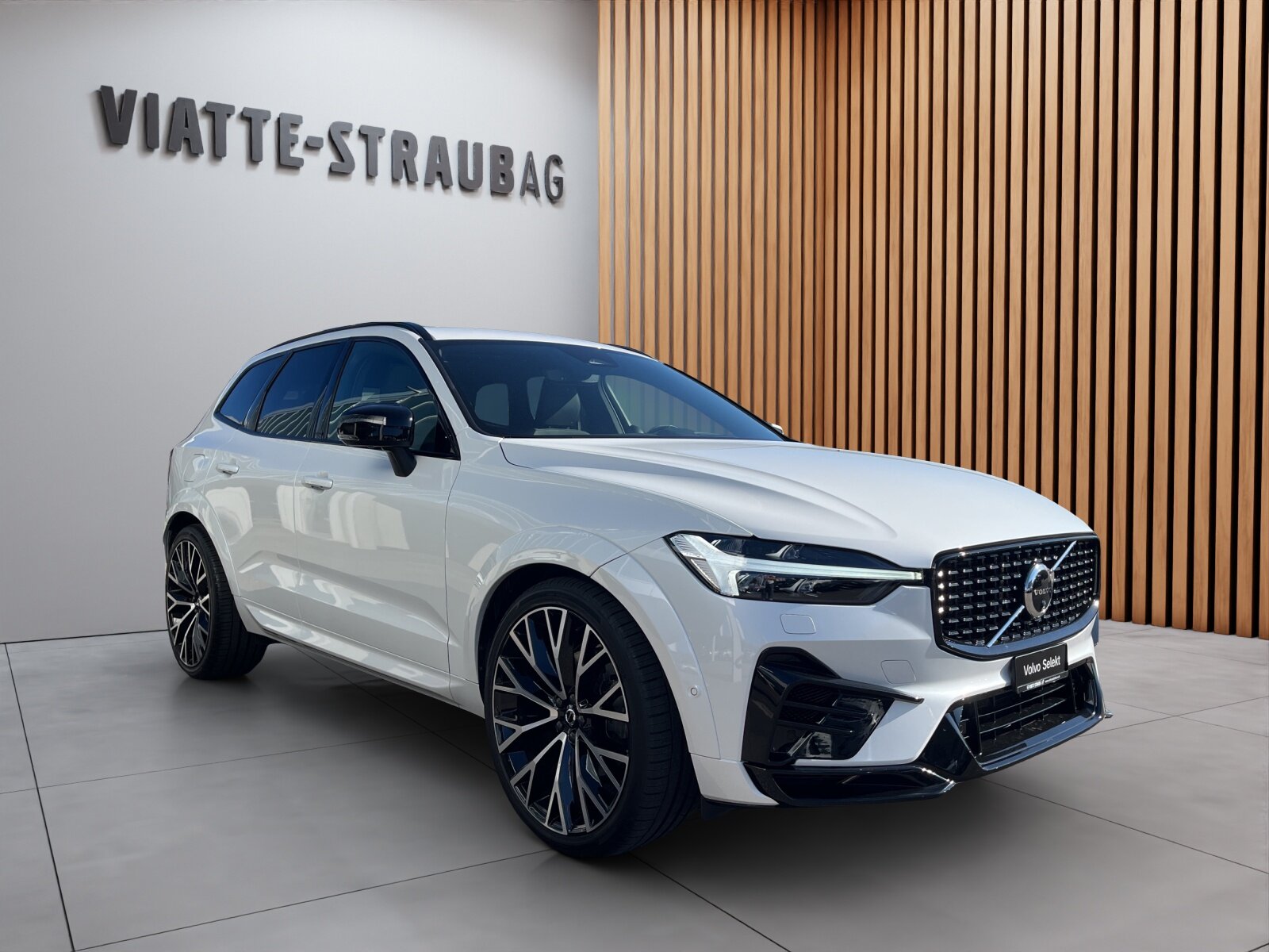 VOLVO XC60 2.0 T8 TE Ultimate Dark eAWD, Plug-in-Hybrid Benzina/Elettrica, Occasioni / Usate, Automatico - 7